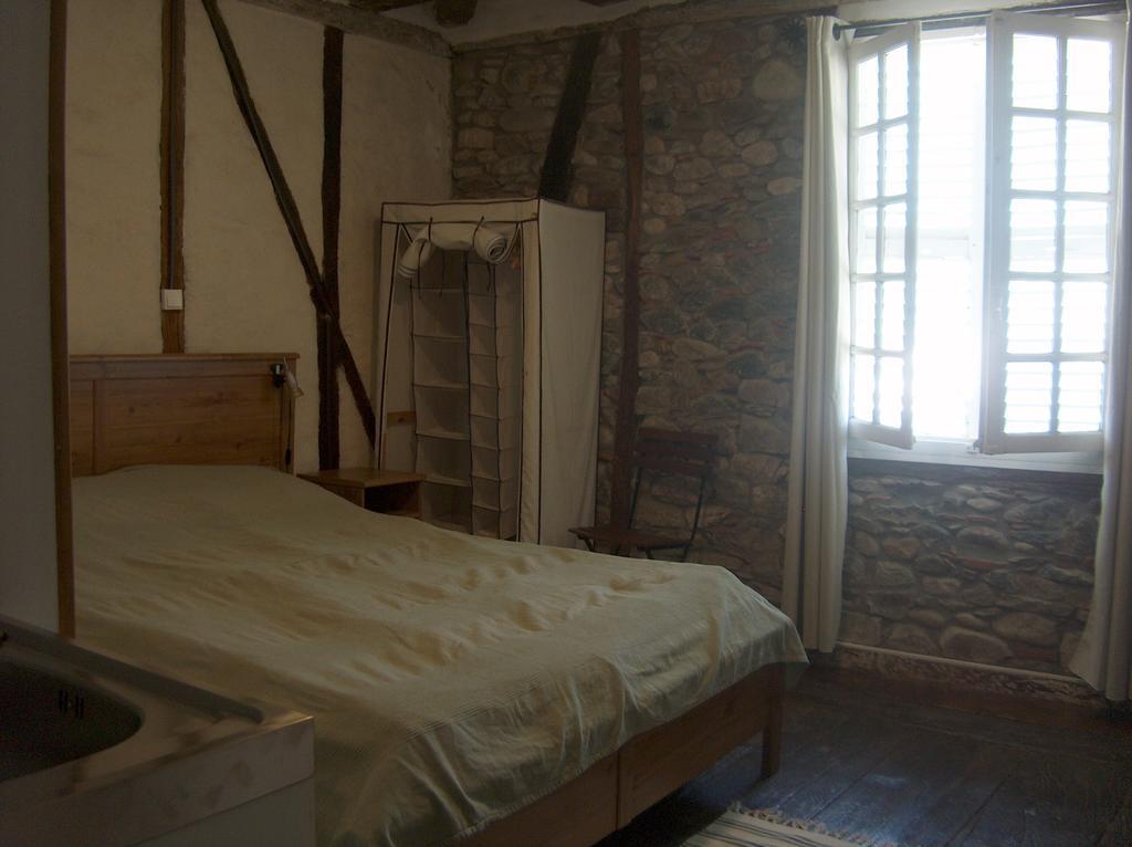 Le Petit Chat Beaulieu-sur-Dordogne Habitación foto